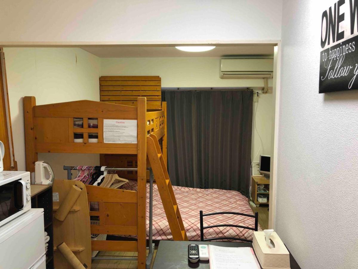 Guest House Zwell Hakata Ohori Park Fukuoka  Exterior photo