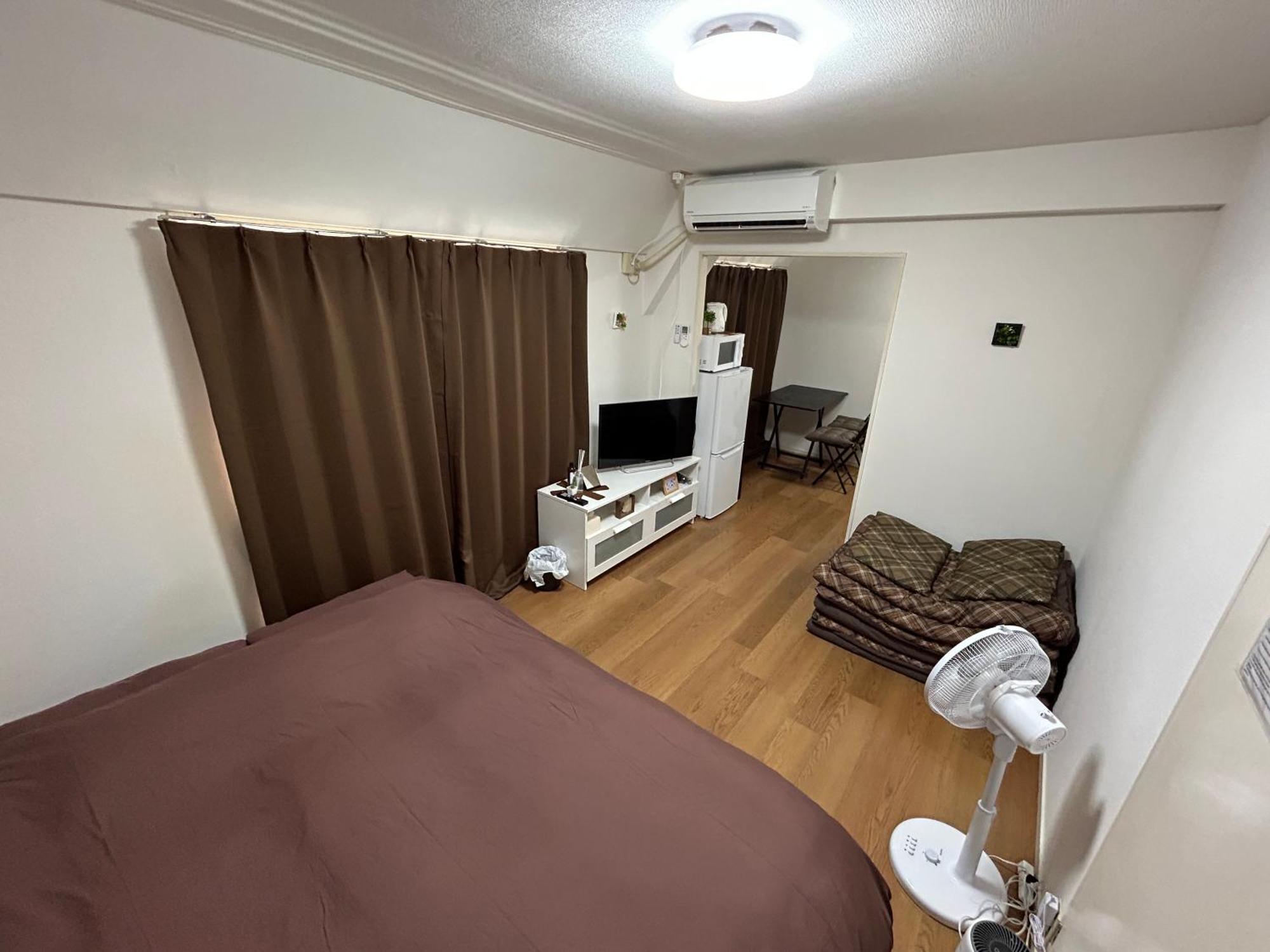 Guest House Zwell Hakata Ohori Park Fukuoka  Exterior photo